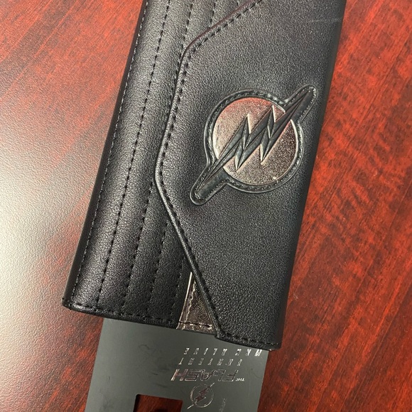 MARVEL DC ⚡️ THE FLASH Womens wallet - Picture 3 of 5